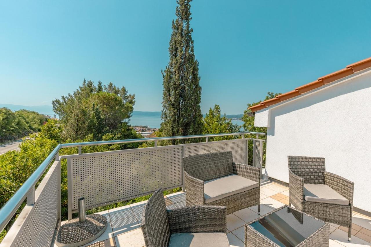 Aurora Hotel 3*