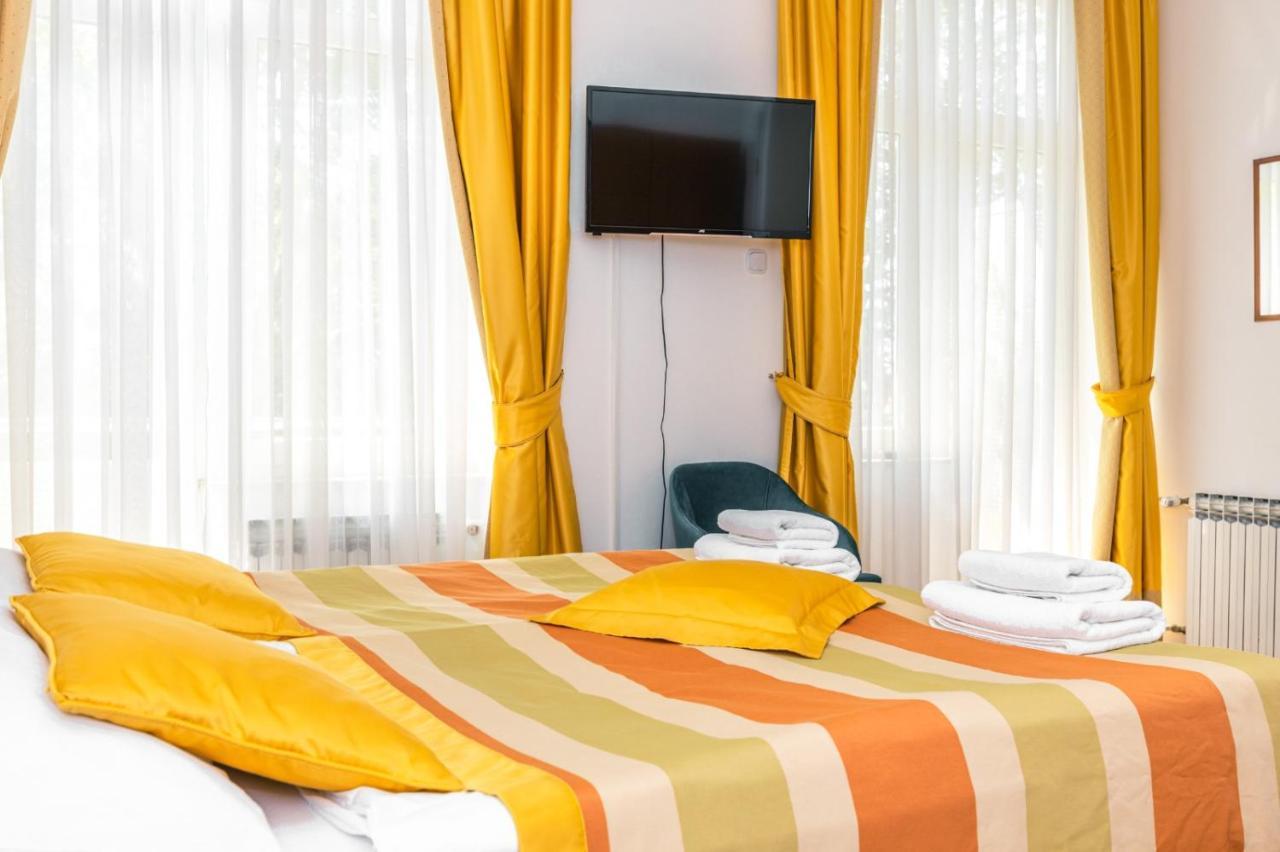 Hotel Aurora